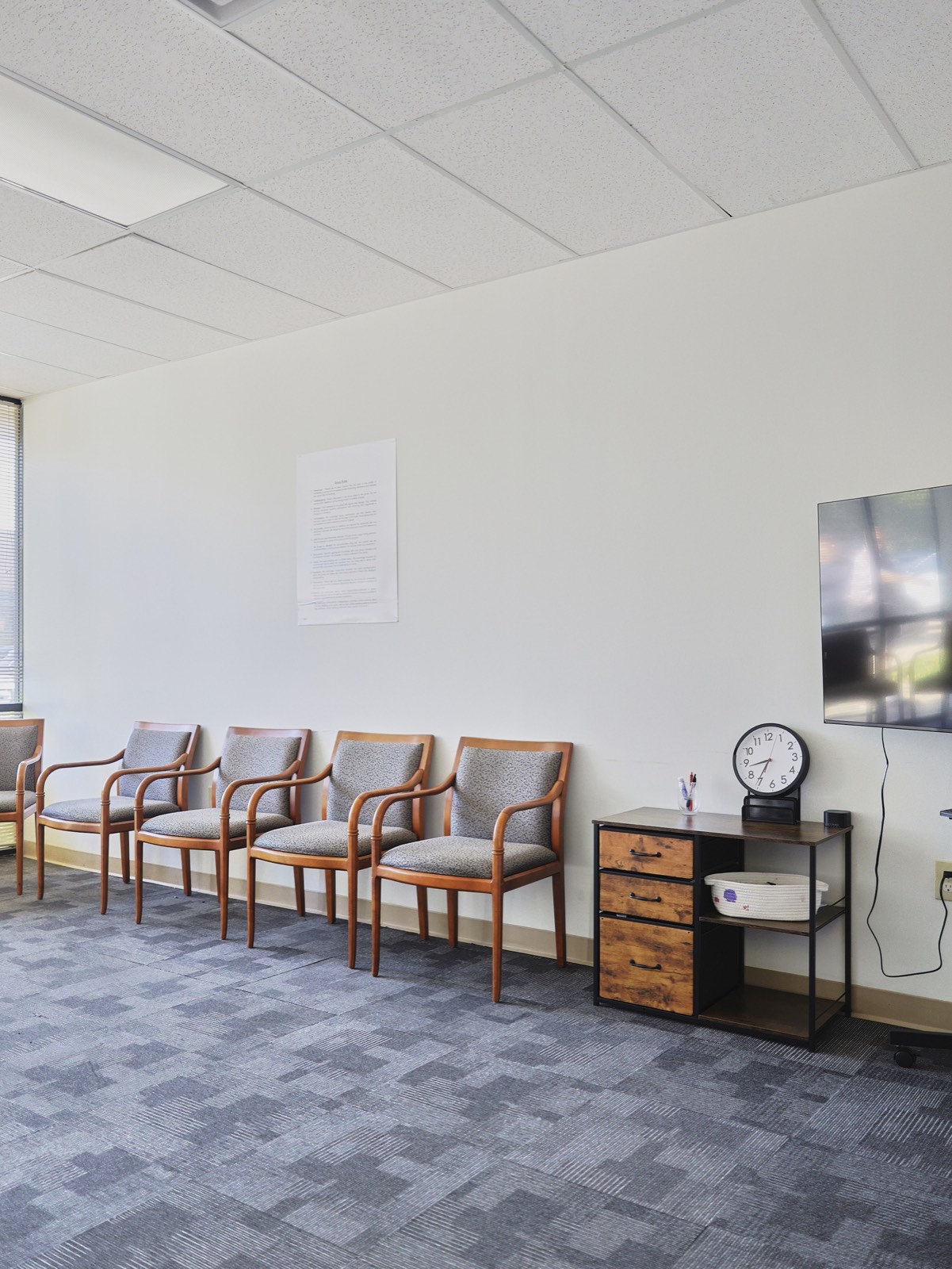 Waiting room at RD Outpatient Rehab detox and outpatient care in Richardson, TX